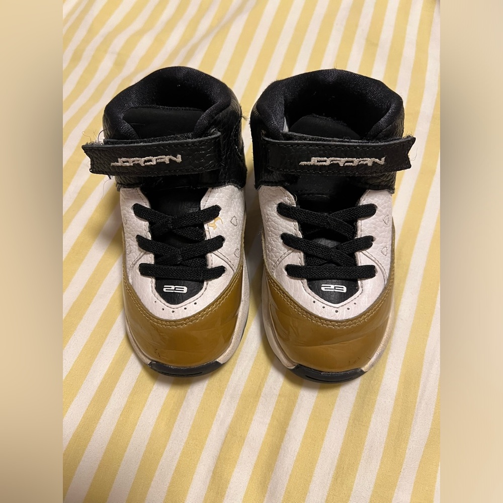 Jordan sneaker!